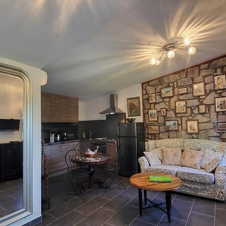 Residence Di A Serra Calvi  Luaran gambar